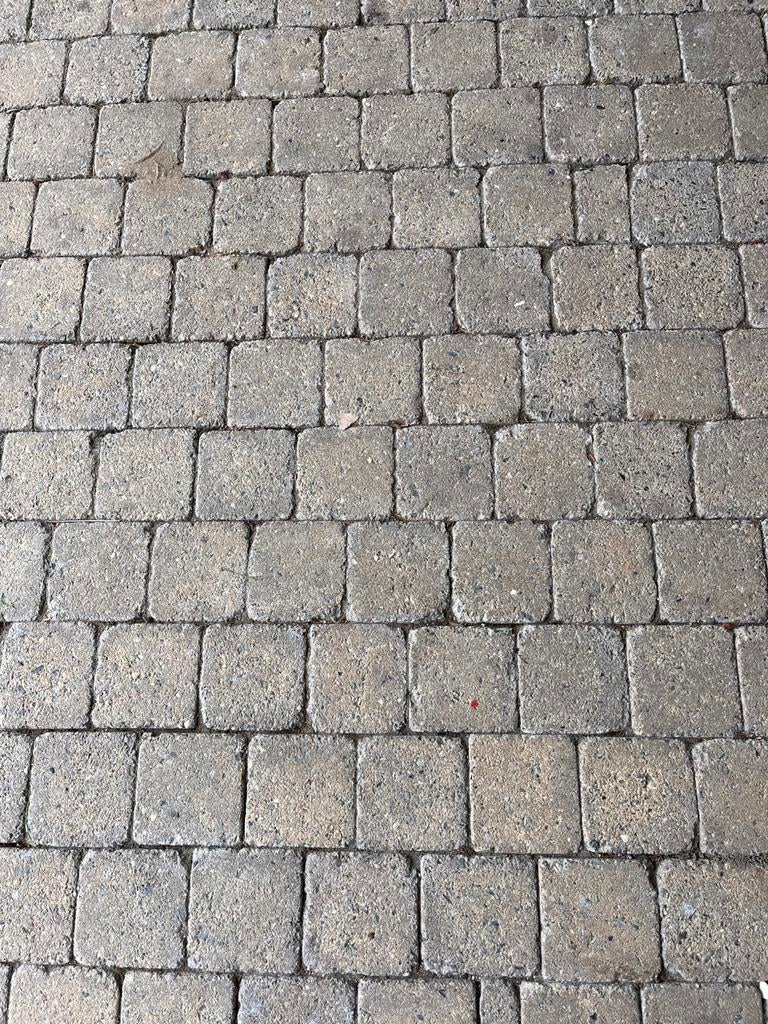 Koppelstones, Ophalen, Zo goed als nieuw, Beton, Klinkers