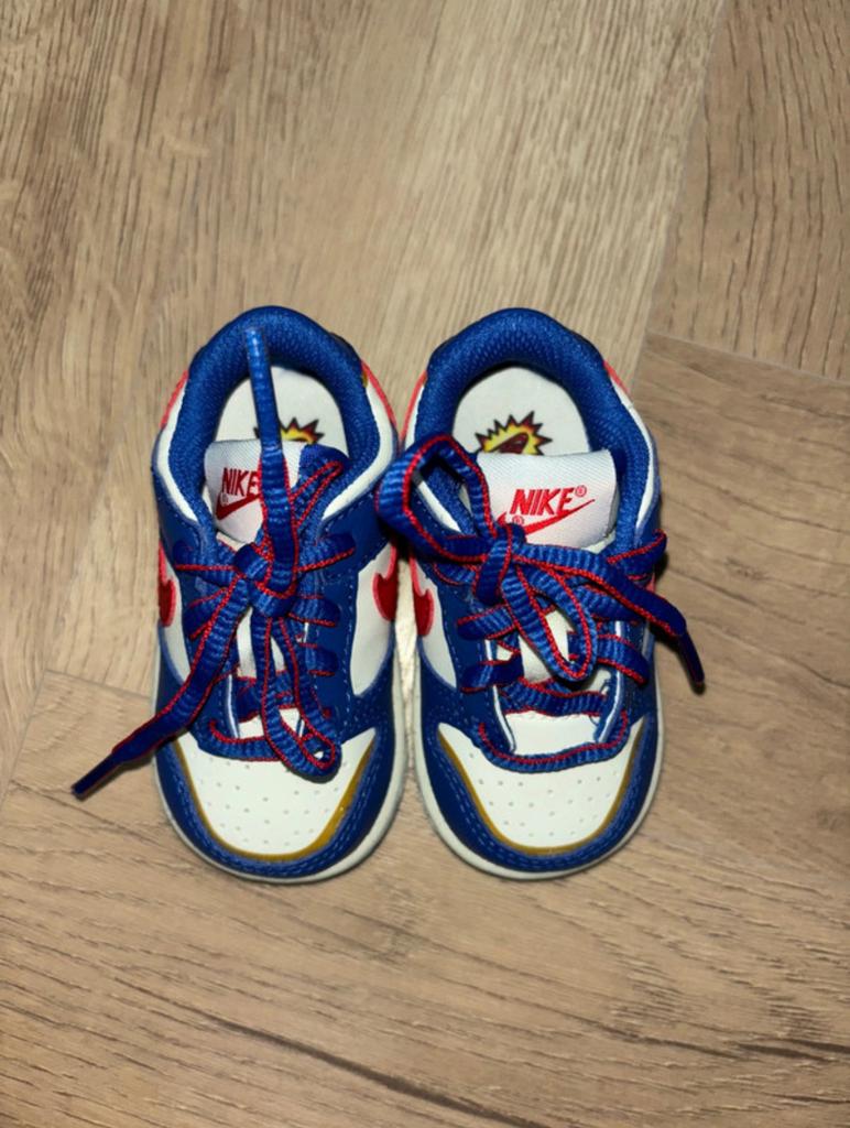 Nike Dunk Low baby schoentjes - Maat 19,5 - Nieuw!, Ophalen, Nieuw, Jongetje of Meisje, Schoentjes