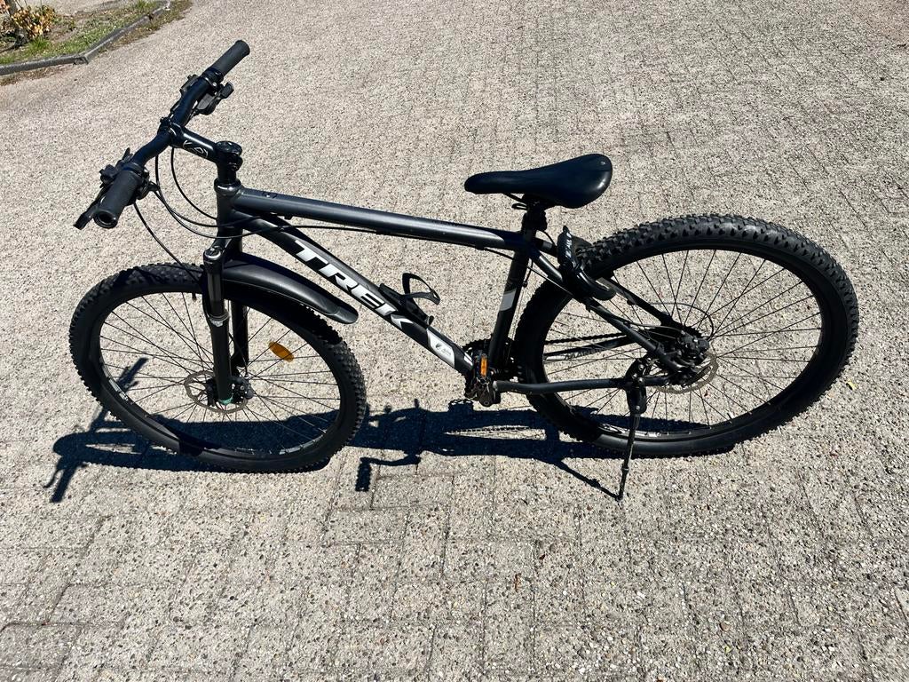 Trek Marlin 5 mountainbike - 8 versnellingen, Hardtail, Ophalen, Zo goed als nieuw, Trek