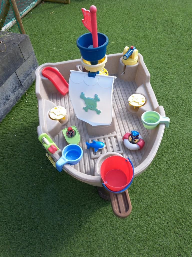 Little Tikes piratenboot watertafel, Kinderen en Baby's, Speelgoed | Buiten | Los speelgoed, Ophalen, Gebruikt