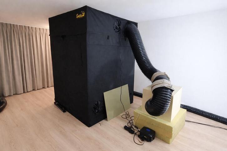 Complete kweekset Gorilla kweektent LED - RDWC ZGAN, Tuin en Terras, Kweekspullen, Zo goed als nieuw, Kweektent, Ophalen