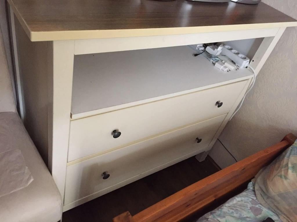 ladenkast of kledingkast B110- H95- D50, Ophalen, Met plank(en), Teakhout, Zo goed als nieuw