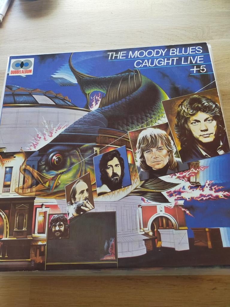 The Moody Blues , Caught Live +5, Ophalen of Verzenden, Zo goed als nieuw, 12 inch, Poprock