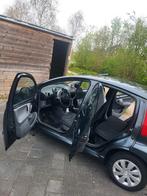 Peugeot 107 1.0 12V 5DR 2010 Grijs, Auto's, Peugeot, Voorwielaandrijving, Stof, Zwart, 4 stoelen