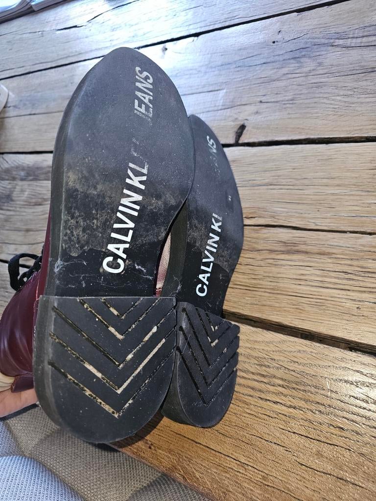 Calvin Klein bordeaux hoge veterboots - amper gedragen, Kleding | Dames, Schoenen, Lage of Enkellaarzen, Ophalen of Verzenden