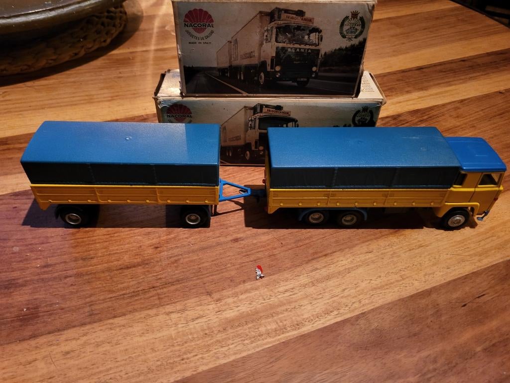 Nacoral Scania 140 combi, Hobby en Vrije tijd, Modelauto's | 1:50, Ophalen of Verzenden, Zo goed als nieuw, Bus of Vrachtwagen