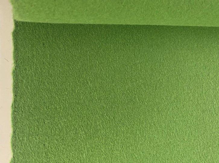 Kvadrat Divina 3 956; felgroen; 1,9 meter meubelstof, Hobby en Vrije tijd, Stoffen en Lappen, Nieuw, Wol, 120 cm of meer, 200 cm of meer