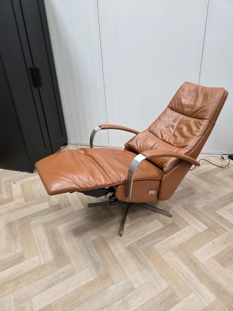 Prominent model Humberto sta op cognac medium/large, Huis en Inrichting, Fauteuils, Ophalen of Verzenden, Zo goed als nieuw, 50 tot 75 cm