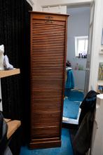 rolluik kastje, Ophalen