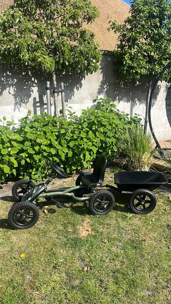 Berg Jeep skelter met bak, Ophalen, Zo goed als nieuw, Berg