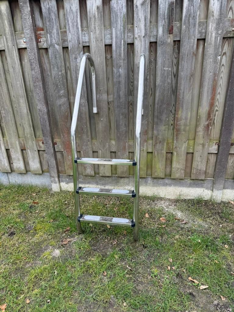 Rvs zwembadtrap kantelbaar, Tuin en Terras, Ophalen of Verzenden, Gebruikt
