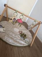 Houten babygym met speelkleed en speeltjes, Kinderen en Baby's, Speelgoed | Babyspeelgoed, Ophalen of Verzenden, Zo goed als nieuw