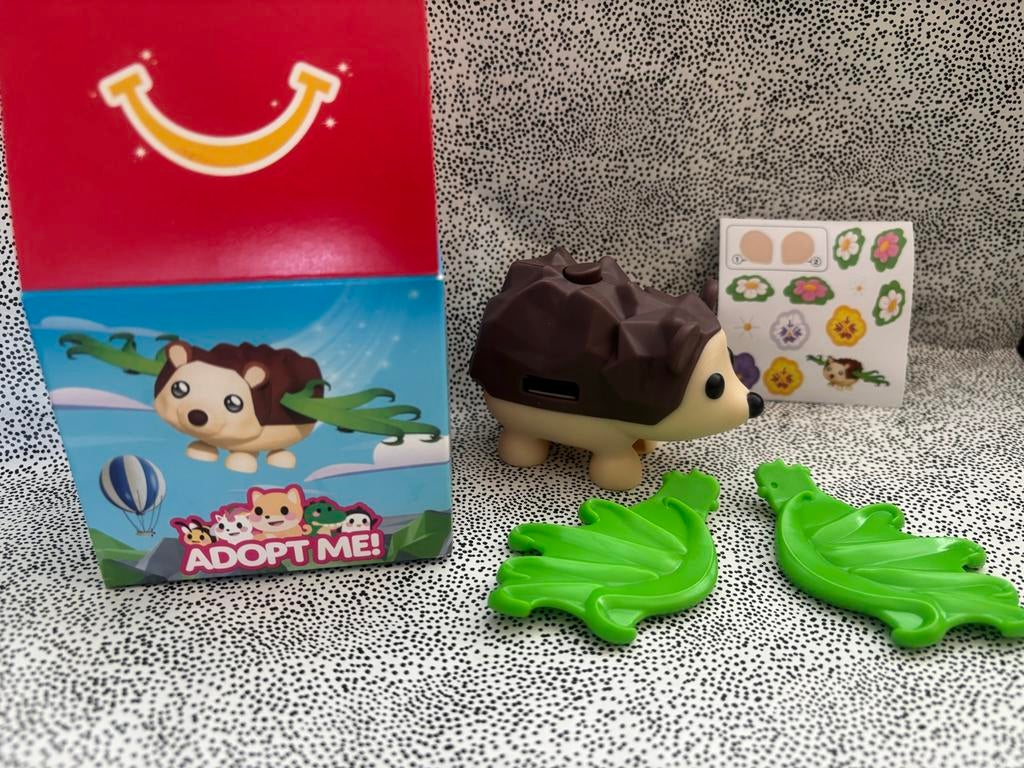McDonald's Happy Meal Adopt Me Egel Speeltje, Ophalen of Verzenden, Nieuw, Jongen of Meisje