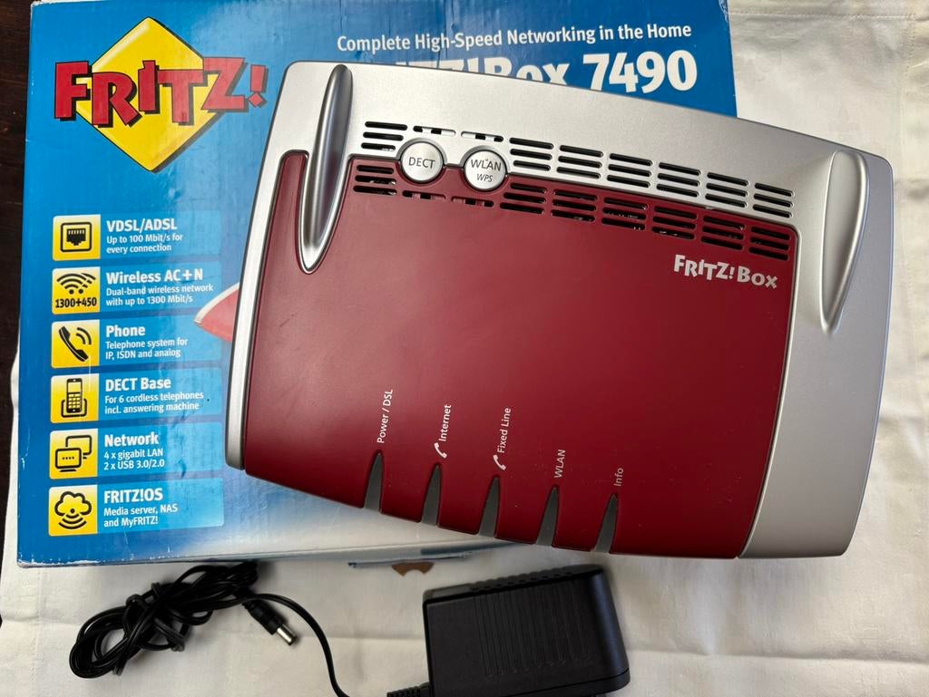 FRITZBox 7490 modem/router, Ophalen of Verzenden, Zo goed als nieuw, Router met modem