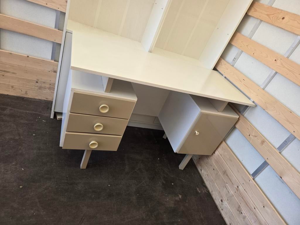 Vintage Bureau Jaren '70 - Nette Staat, Huis en Inrichting, Bureaus, Ophalen of Verzenden