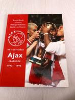 Het Officiële Ajax Jaarboek 1995-1996, Boeken, Ophalen of Verzenden, Gelezen, Balsport