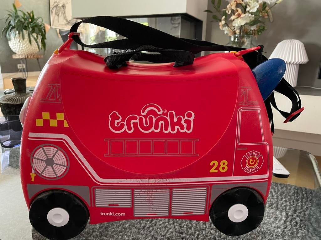 Rode Trunki kinderkoffer brandweer, Ophalen of Verzenden, Gebruikt, Hard kunststof, Wieltjes