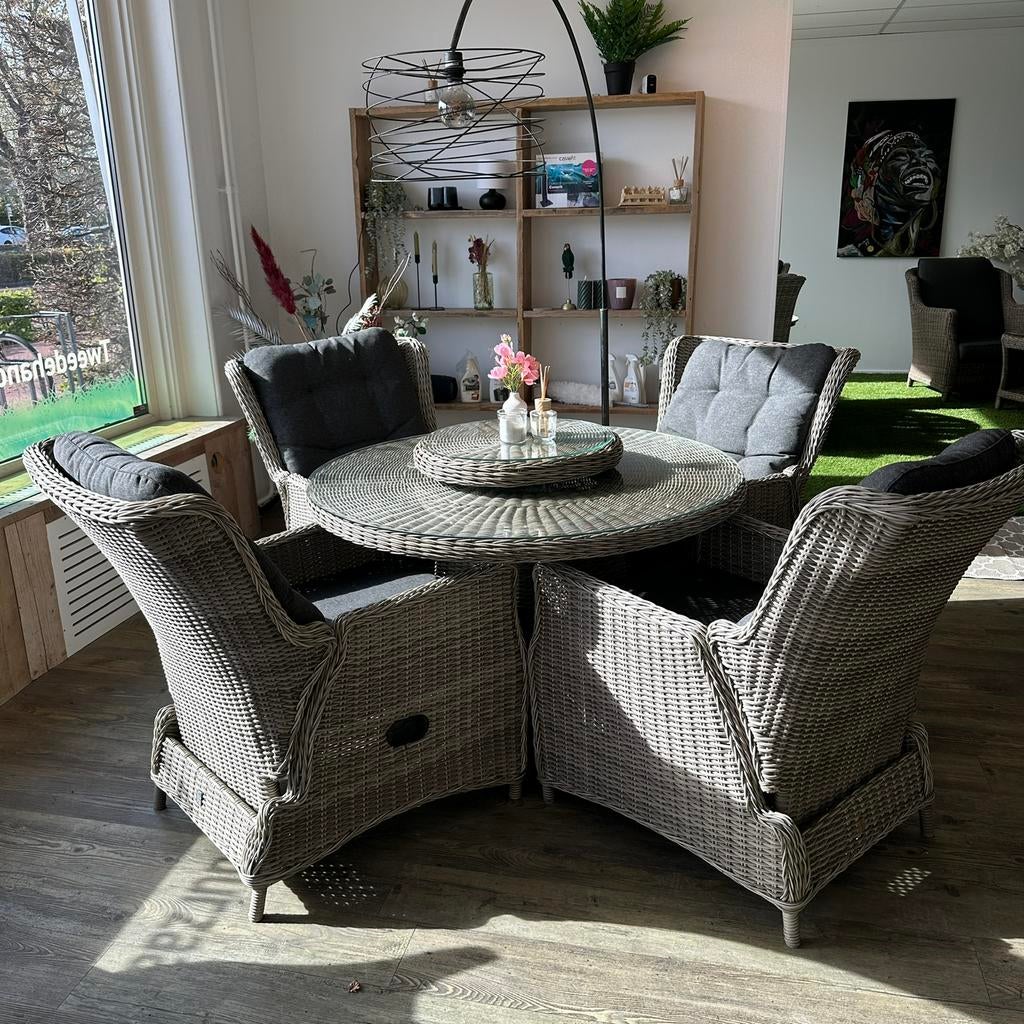 Mooie ronde Wicker Tuinset met verstelbare stoelen