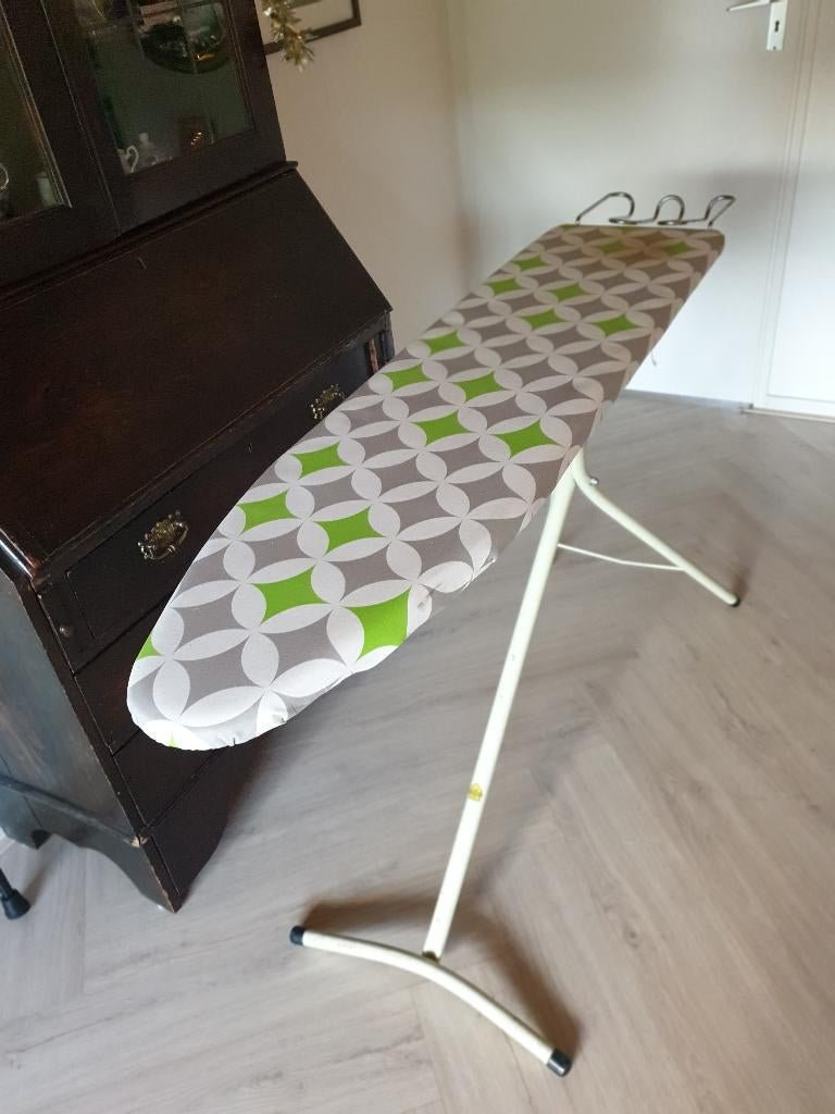 strijkplank, Witgoed en Apparatuur, Ophalen, Gebruikt