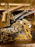 Oud Meubelbeslag Scharnieren, Verzenden