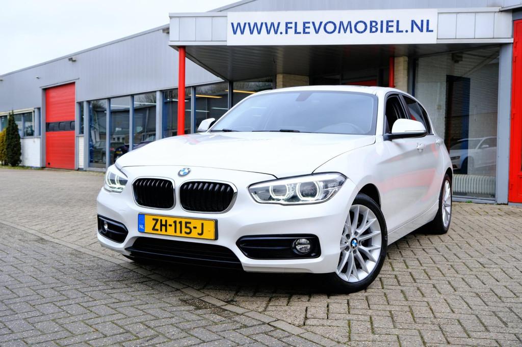 BMW 1-serie 118i Sport Line Edition Aut. Pano|Sporstoelen|Na, Auto's, BMW, Gebruikt, Wit, Origineel Nederlands, Bedrijf