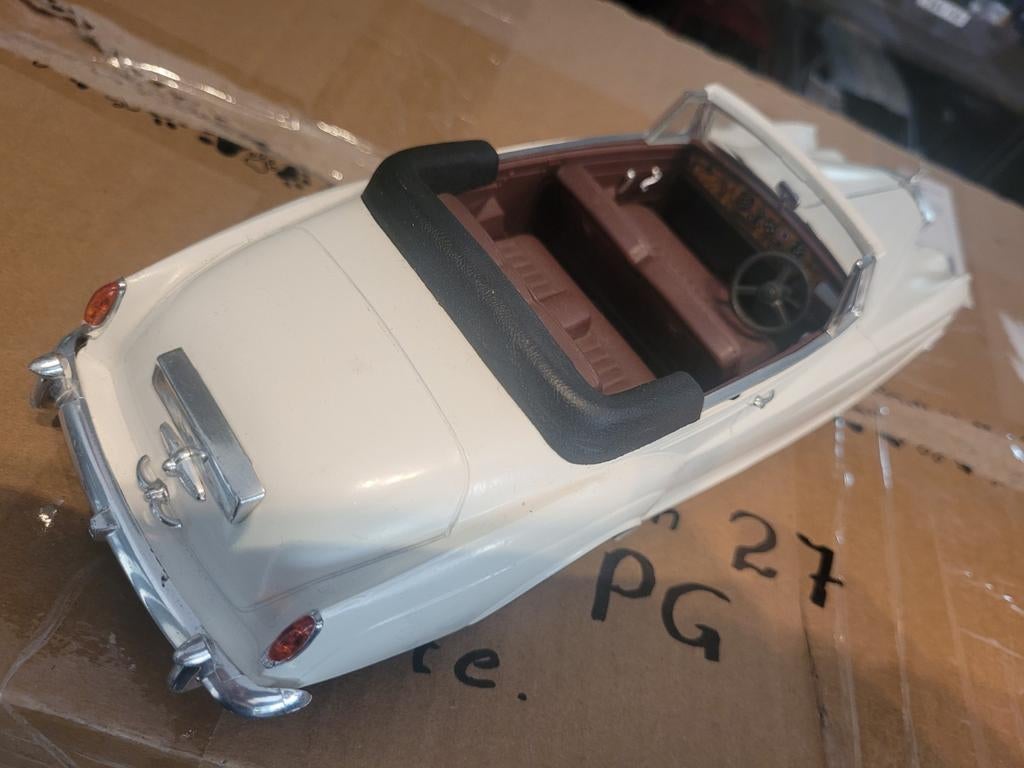 Rols roys cabrio, Hobby en Vrije tijd, Modelauto's | 1:18, Zo goed als nieuw, Ophalen of Verzenden
