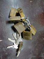 Abus Hangsloten Set, Doe-het-zelf en Verbouw, Hang- en Sluitwerk, Ophalen of Verzenden, Gebruikt, Koper of Messing, Slot