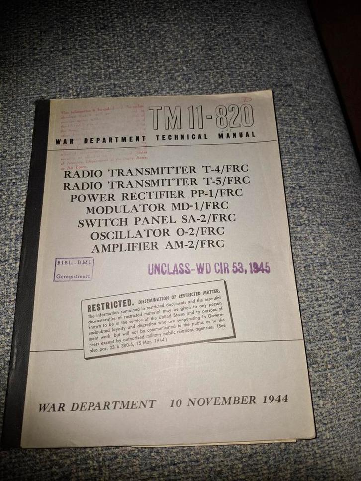 Technisch Handboek Radio Transmitter T-4/FRC, 1944, Verzamelen, Militaria | Algemeen, Overige soorten, Boek of Tijdschrift, Amerika