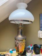 Oude petroleumlamp met Melkfleskap van Oude Vaas, Ophalen