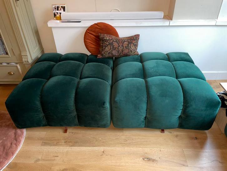 Donkergroene velvet hockers (2) Sissy Boy Marquis bank serie, Huis en Inrichting, Banken | Sofa's en Chaises Longues, Zo goed als nieuw