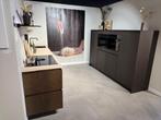 Luxe keuken met hangmeubel en fineer kastenwand, Ophalen, Overige materialen, Bruin, Nieuw