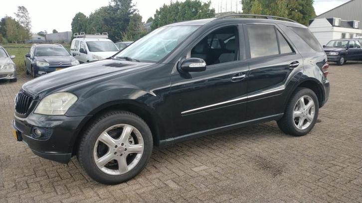 Mercedes-benz M-klasse 320 CDI grijs kenteken clima,trekhaak, Auto's, Mercedes-Benz, Bedrijf, M-Klasse, ABS, Airbags, Airconditioning