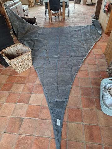Nesling Zonnedoek / Schaduwdoek - Gebruikt beschikbaar voor biedingen