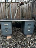 Vintage stalen bureau, Ophalen, Zo goed als nieuw