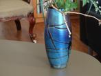 Dikwandige iriserende vaas gesigneerd, blauw luster kristal, Antiek en Kunst, Ophalen of Verzenden