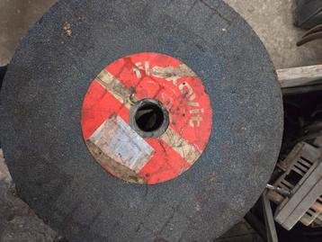 slijpsteen beschikbaar voor biedingen