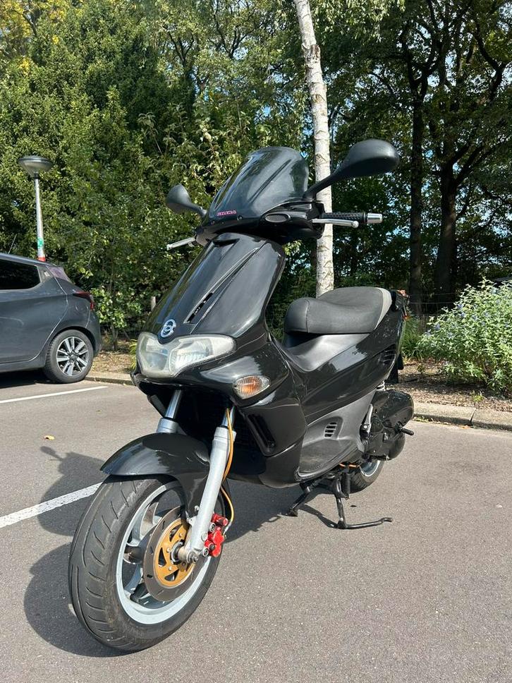 ✅ Gilera runner 125cc 180cc 2003 Sp DD, Fietsen en Brommers, Snorfietsen en Snorscooters, Gebruikt, Gilera, Tweetakt, Ophalen