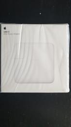 Apple USB-c power adapter 61w, Onbekend, Nieuw, Ophalen of Verzenden, Onbekend
