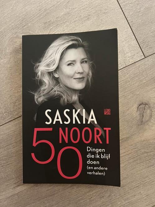 Saskia Noort - 50 dingen die ik blijf doen andere verhalen, Boeken, Essays, Columns en Interviews, Zo goed als nieuw, Ophalen of Verzenden