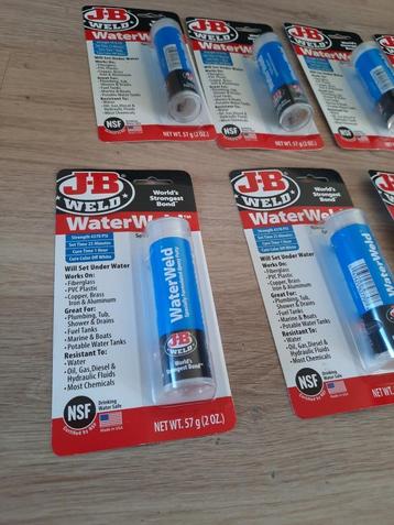 J-B Waterweld Epoxylijm, onderwaterlijm beschikbaar voor biedingen