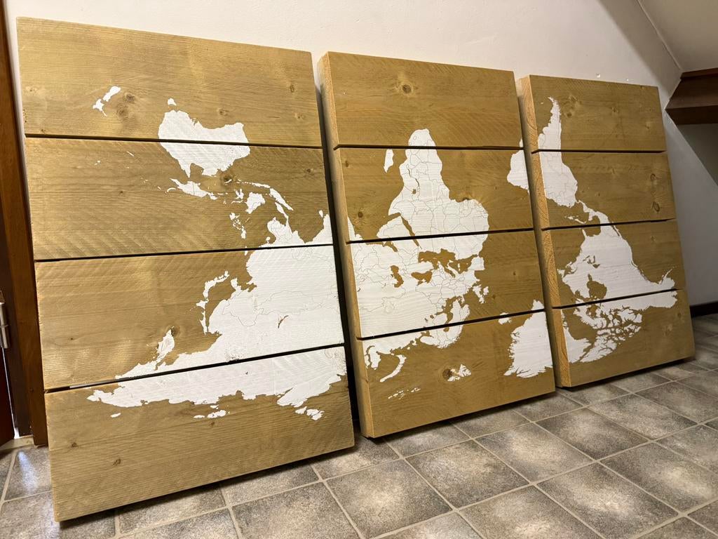 Wereldkaart 3 luik, Ophalen, Gebruikt