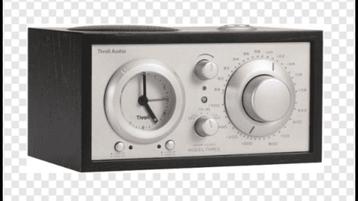 Prachtige Tivoli Audio Model Three- Design Radio Henry Kloss beschikbaar voor biedingen