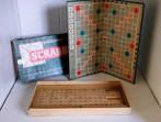 SCRABBLE. Nederlandse editie. Houten letters. Houten houders, Een of twee spelers, Ophalen of Verzenden, Gebruikt
