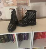 Dr. Martens 1460 stud boots, Ophalen, Zo goed als nieuw, Zwart
