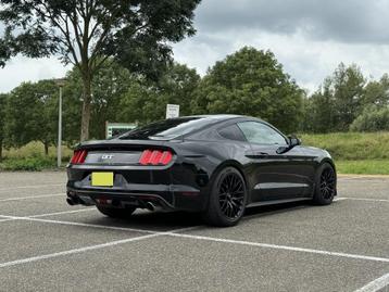 Ford Mustang Achterbumper 2015-2018 S550 Shadow Black beschikbaar voor biedingen