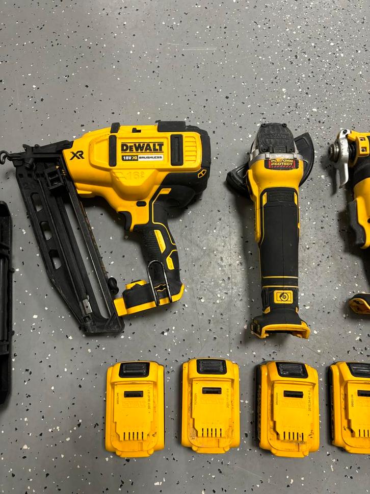 DeWalt Elektrisch Gereedschap Set, Doe-het-zelf en Verbouw, Gereedschap | Overige machines, Gebruikt, Ophalen of Verzenden