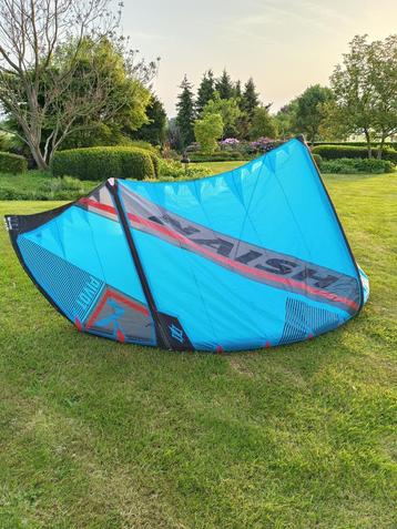 Naish Pivot 7 meter zo goed als nieuw! beschikbaar voor biedingen