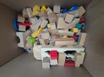 Doos vol houten speelgoed (vormenauto, gereedschap, blokken), Ophalen, Gebruikt