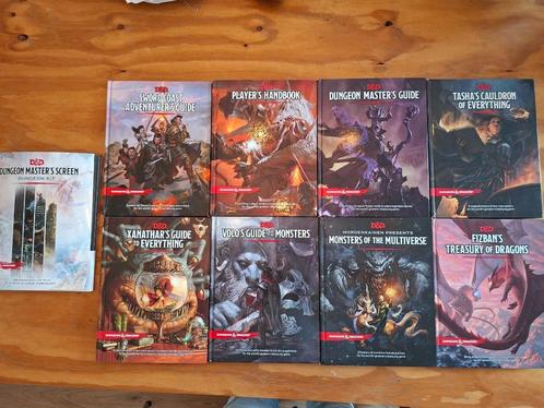 DnD 5E Hardcover Rulebooks , Dm screen kit en Item cards, Hobby en Vrije tijd, Gezelschapsspellen | Bordspellen, Gebruikt, Vijf spelers of meer