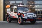 Land Rover Defender 2.4 TD HT 110" SE DAKAR RALLY, Auto's, 1940 kg, 4 cilinders, Leder en Stof, Bedrijf